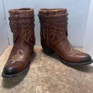 Lane western style boots sz 7.5